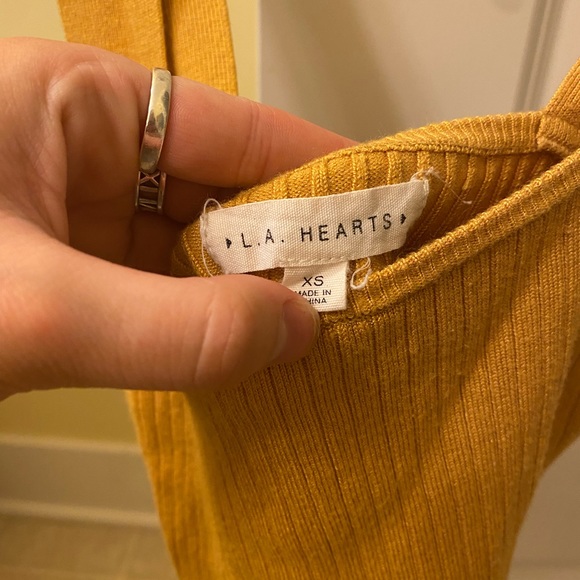 Yellow PacSun crop top - Picture 3 of 3